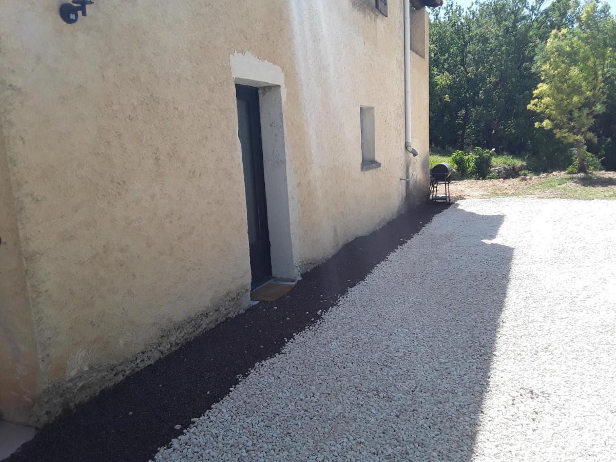 Gite Nature Et Calme Du Travers Valaurie Exterior photo